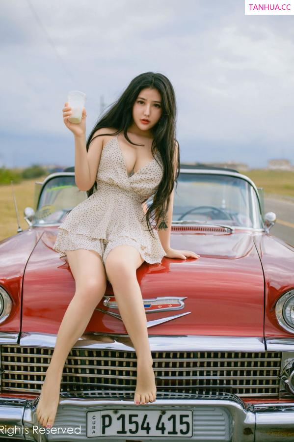 汤曼玲 玛鲁娜 [XIUREN]高清写真图 2019.04.08 Manuela玛鲁娜第35张图片